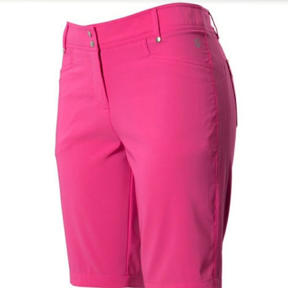 GGblue Womens Divot Bermuda Shorts

PINK Sz. 10